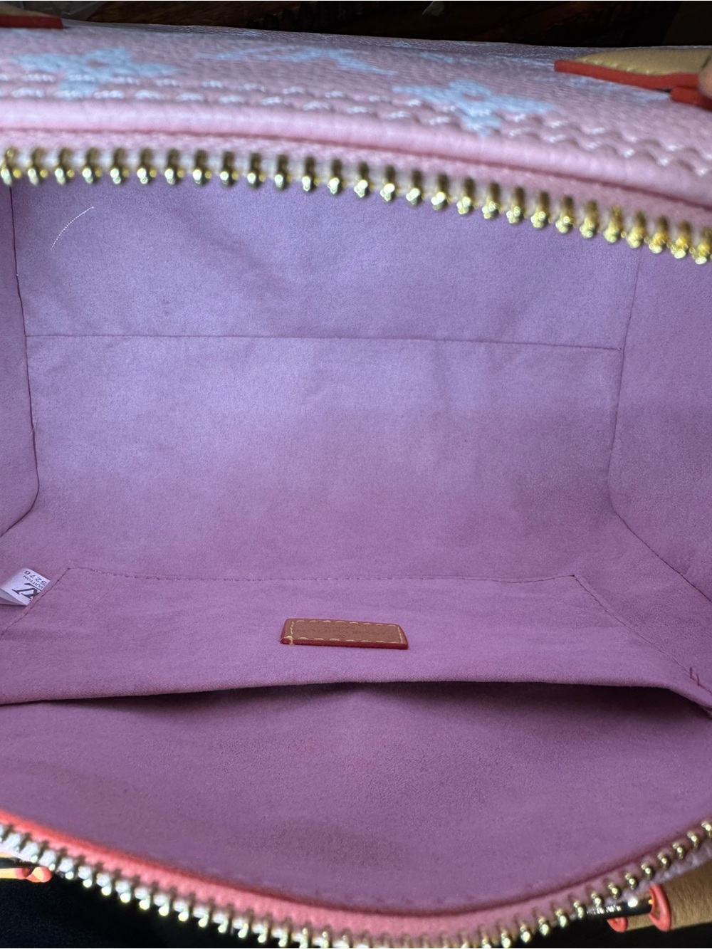 Pink Satchel with Tan Trims. No Brand. - Picture 7 of 10